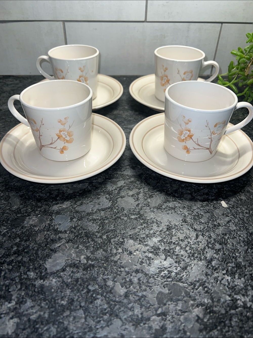 Vintage Set of 4 CHINA BLOSSOM by Corning. Cup and saucer set. Exc condition.